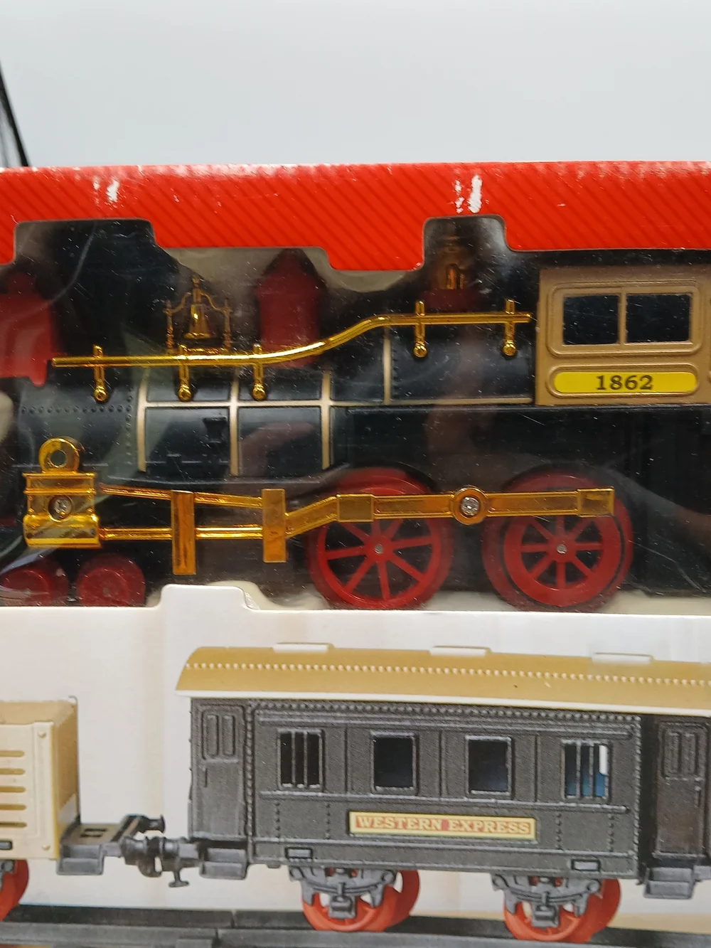 Kid Connection 22 Piece Toy Railroad Engine & Tracks Set Ages 3+ Lights & Sounds